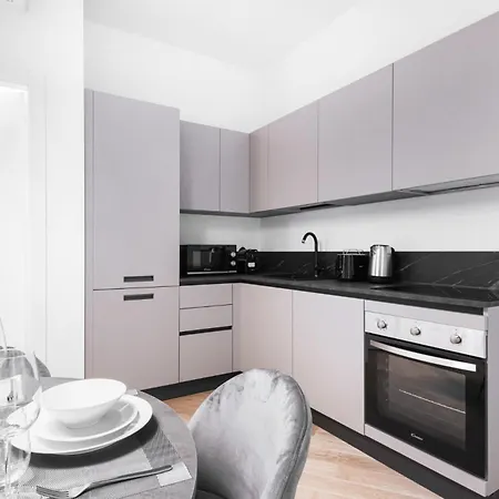 Easylife - Bellissimo Con Terrazzo Apartman *